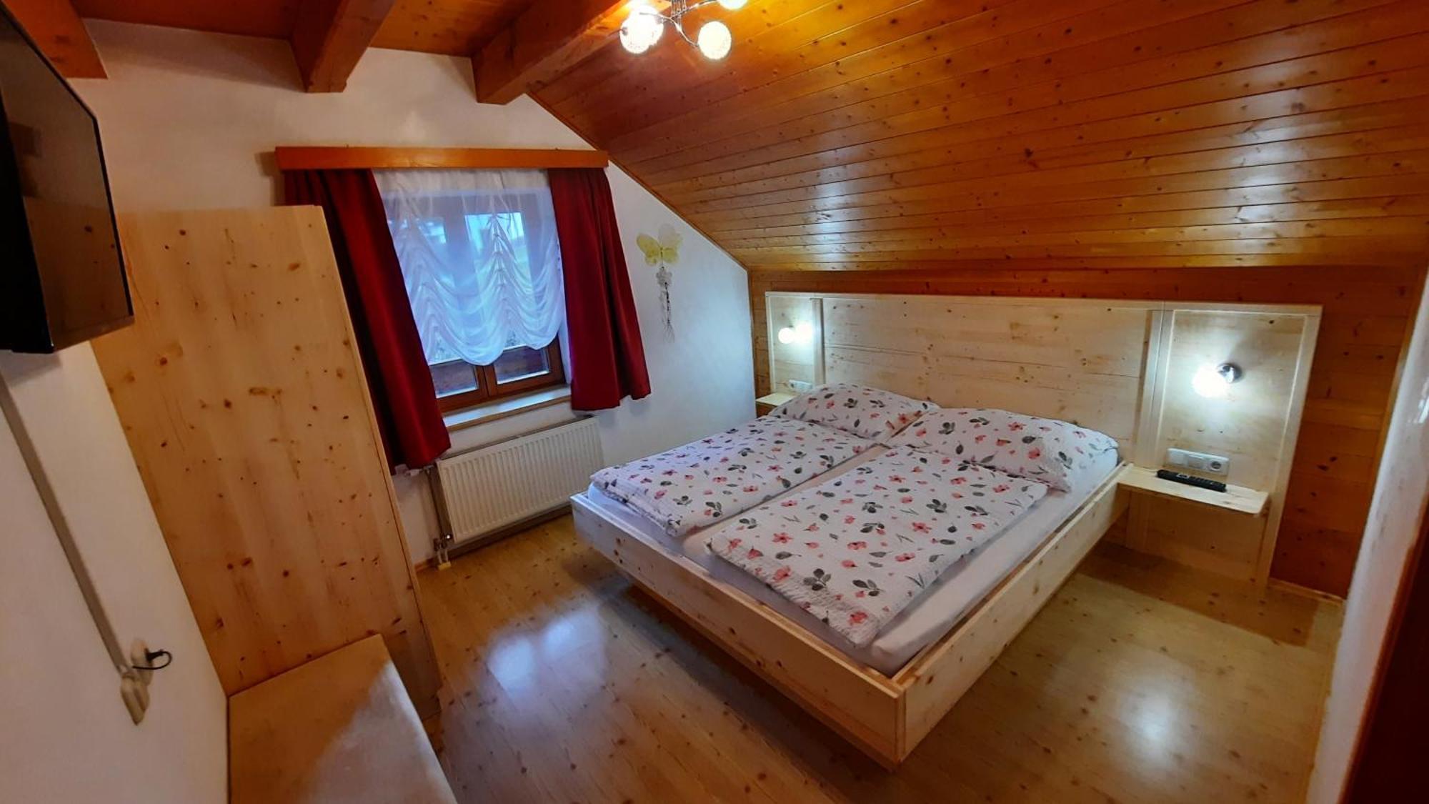 Urlaub Am Bauernhof Gaenser Sankt Peter am Kammersberg Esterno foto