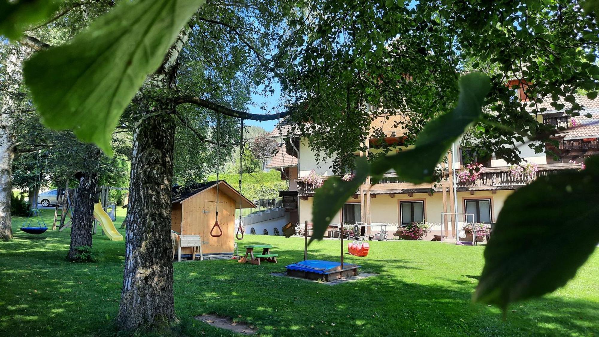 Urlaub Am Bauernhof Gaenser Sankt Peter am Kammersberg Esterno foto